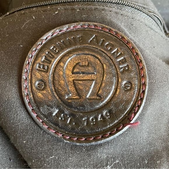 Etienne Aigner leather
 purse w/zipper and magnetic latch closure. 3 sections - Picture 8 of 16